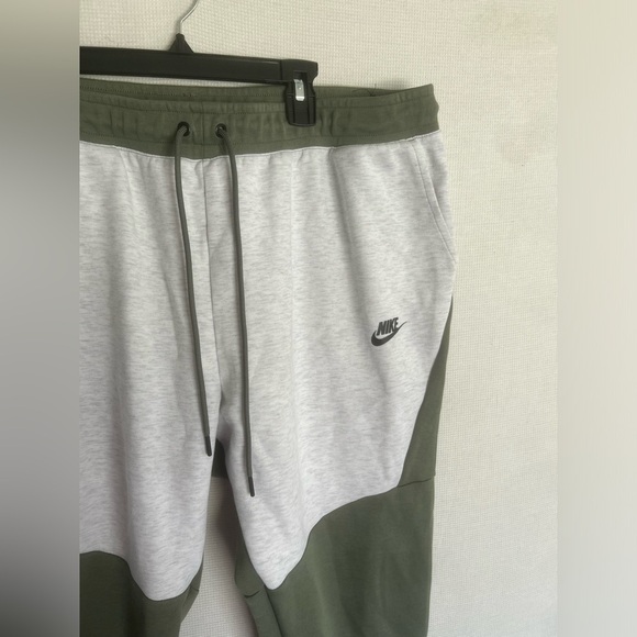Men’s Nike tech fleece jogger sweats - Picture 3 of 7